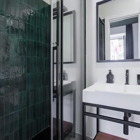 Weaver By Dimorra Napoli