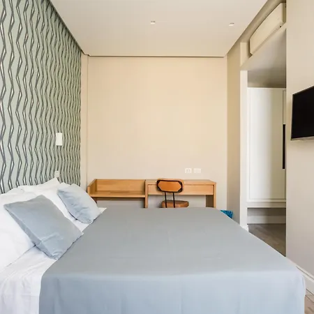 Weaver By Dimorra Aparthotel