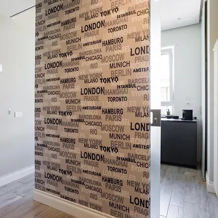 Weaver By Dimorra Naples