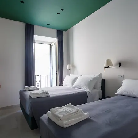 Aparthotel Weaver By Dimorra Napoli